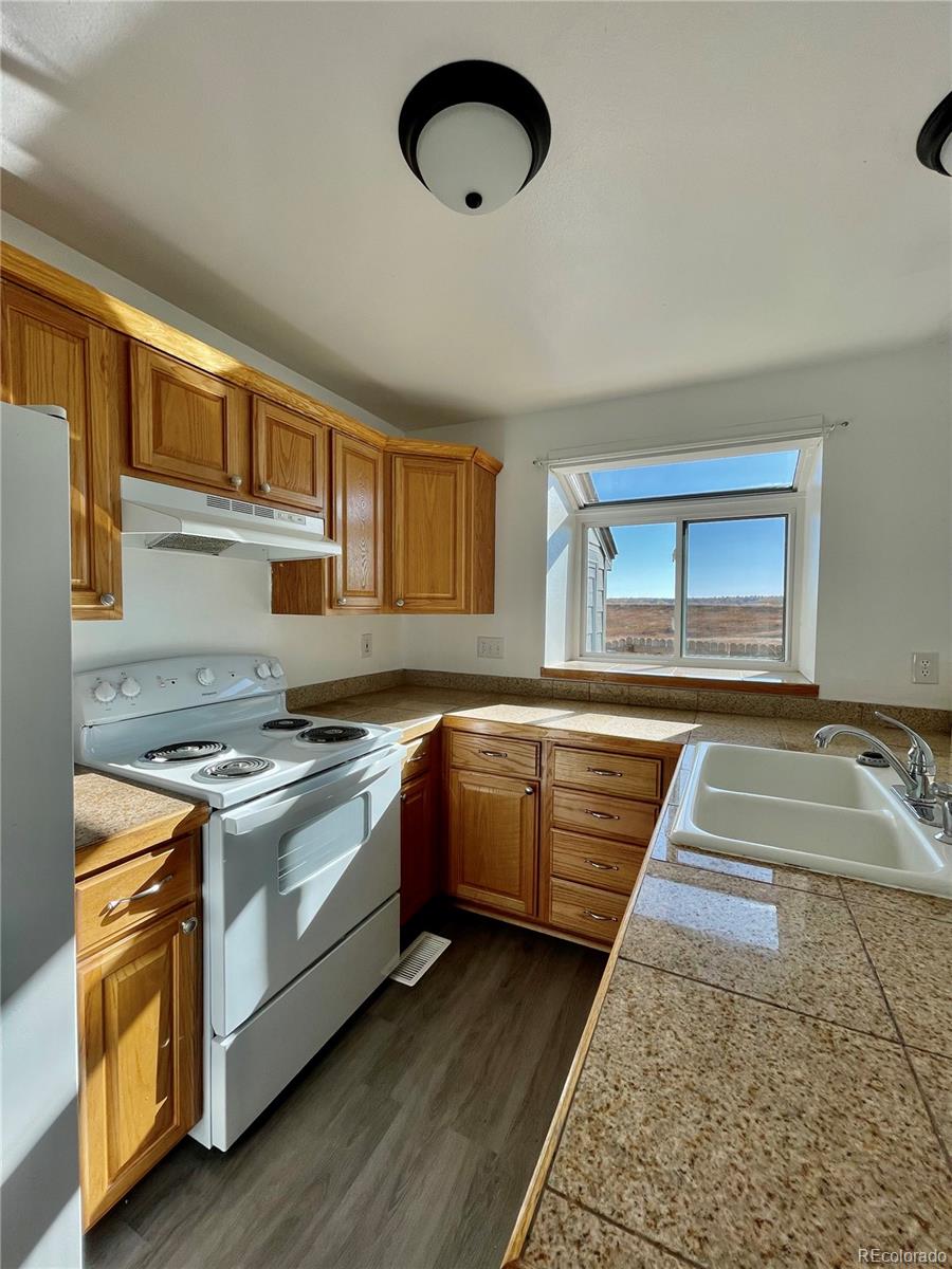 MLS Image #9 for 17437 e rice circle,aurora, Colorado