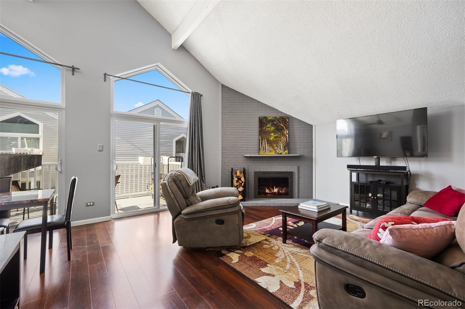 MLS Image #2 for 3335 s monaco parkway d,denver, Colorado