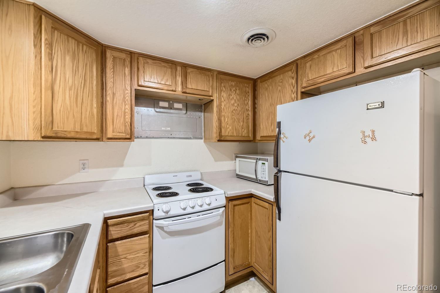 MLS Image #5 for 970 s dawson way 2,aurora, Colorado