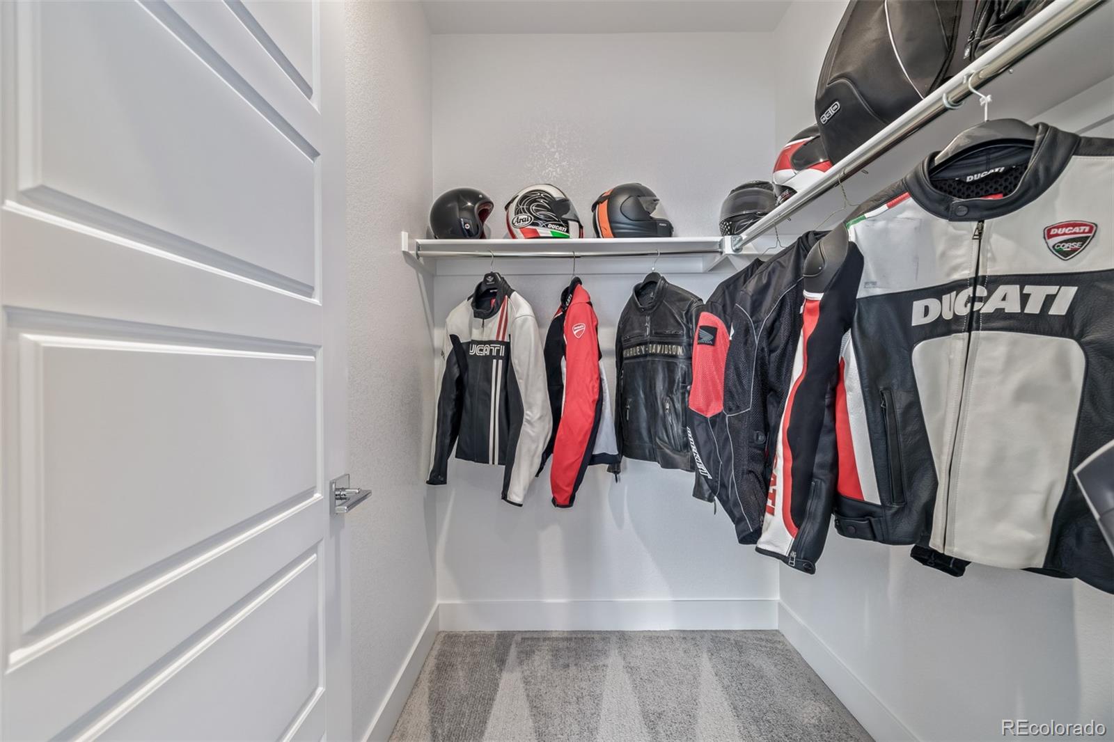 MLS Image #17 for 2350  tremont place,denver, Colorado