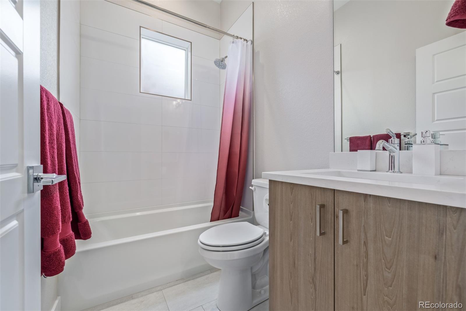 MLS Image #18 for 2350  tremont place,denver, Colorado