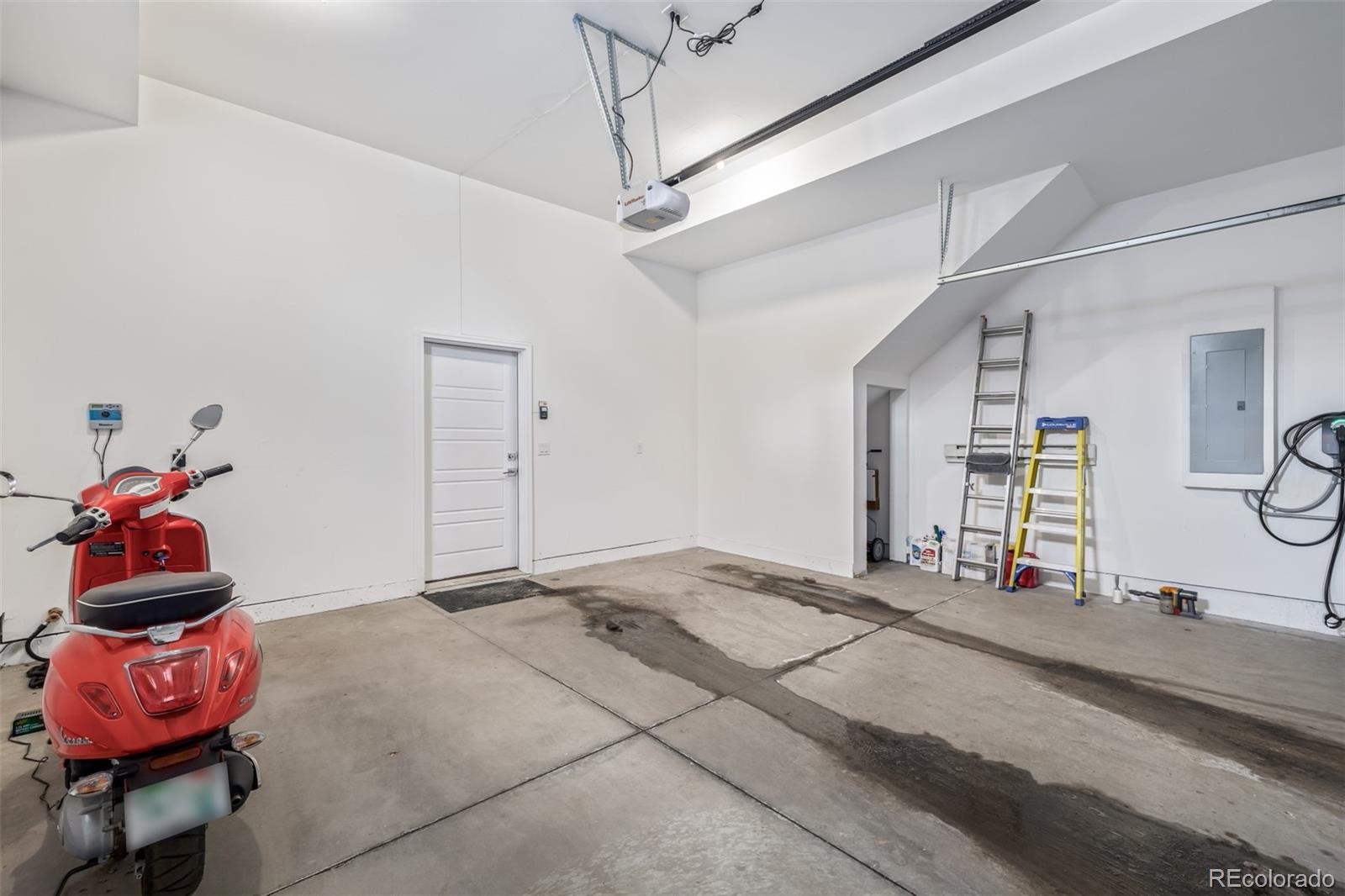 MLS Image #26 for 2350  tremont place,denver, Colorado