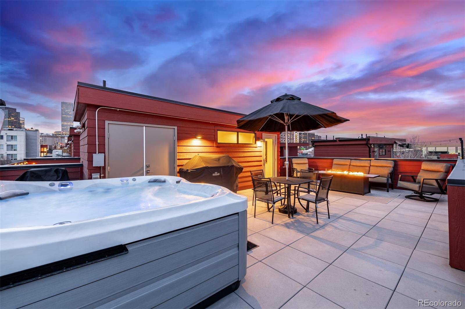 MLS Image #29 for 2350  tremont place,denver, Colorado