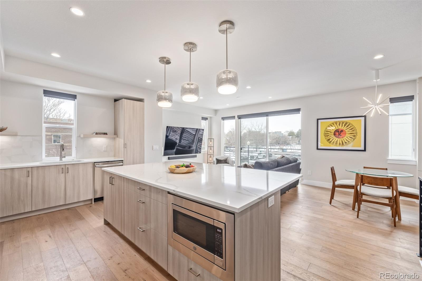 MLS Image #9 for 2350  tremont place,denver, Colorado