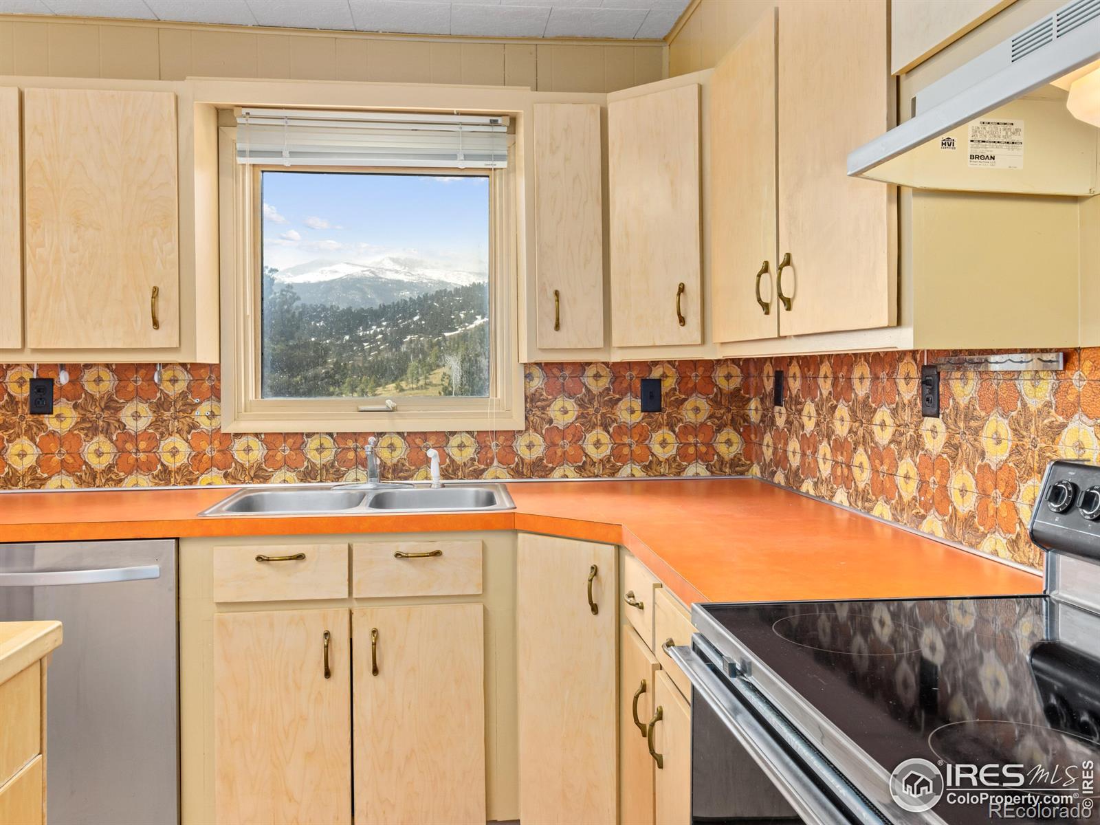 MLS Image #11 for 2330  penstemon drive,estes park, Colorado