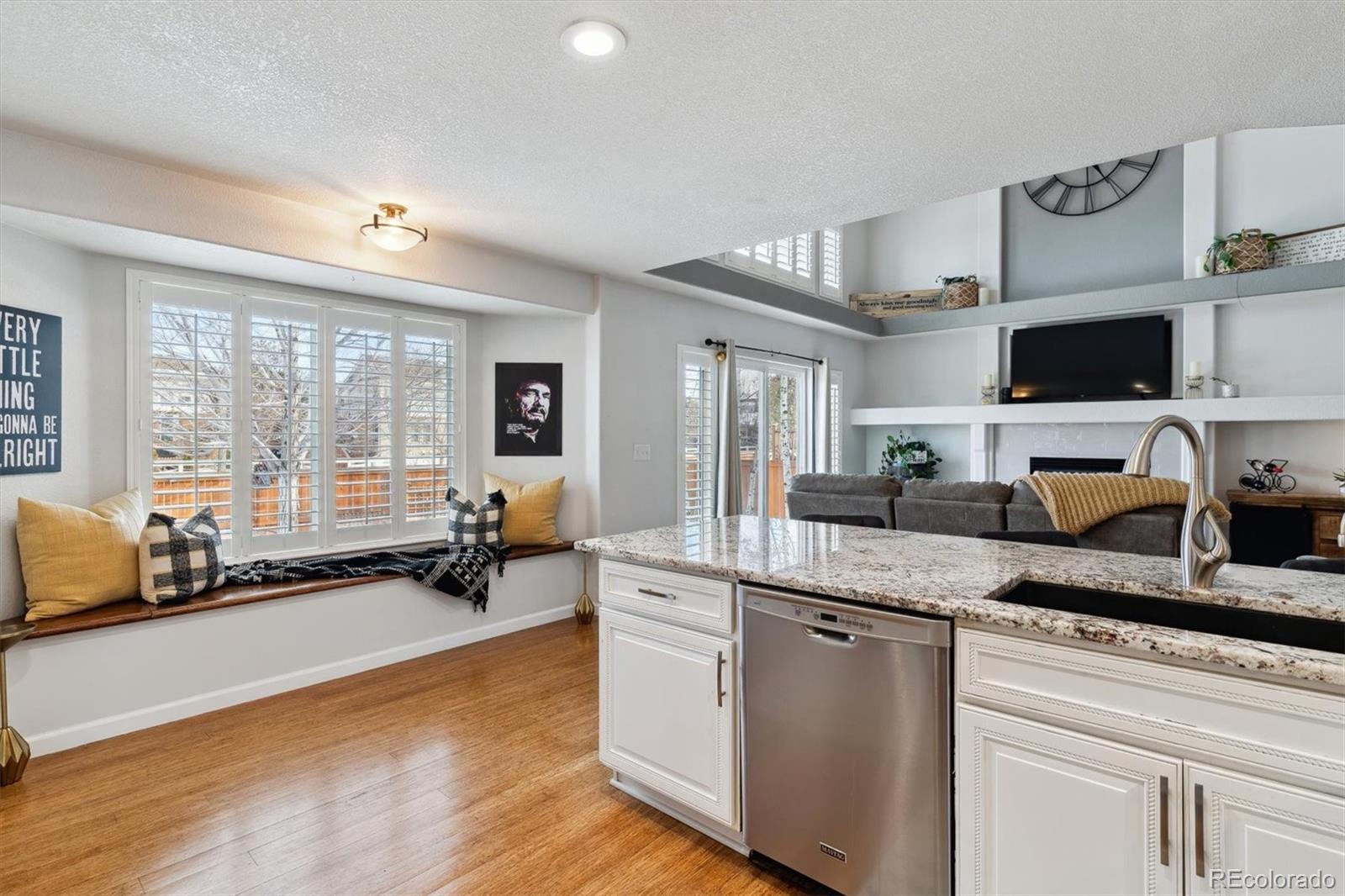 MLS Image #13 for 2400 s halifax way,aurora, Colorado