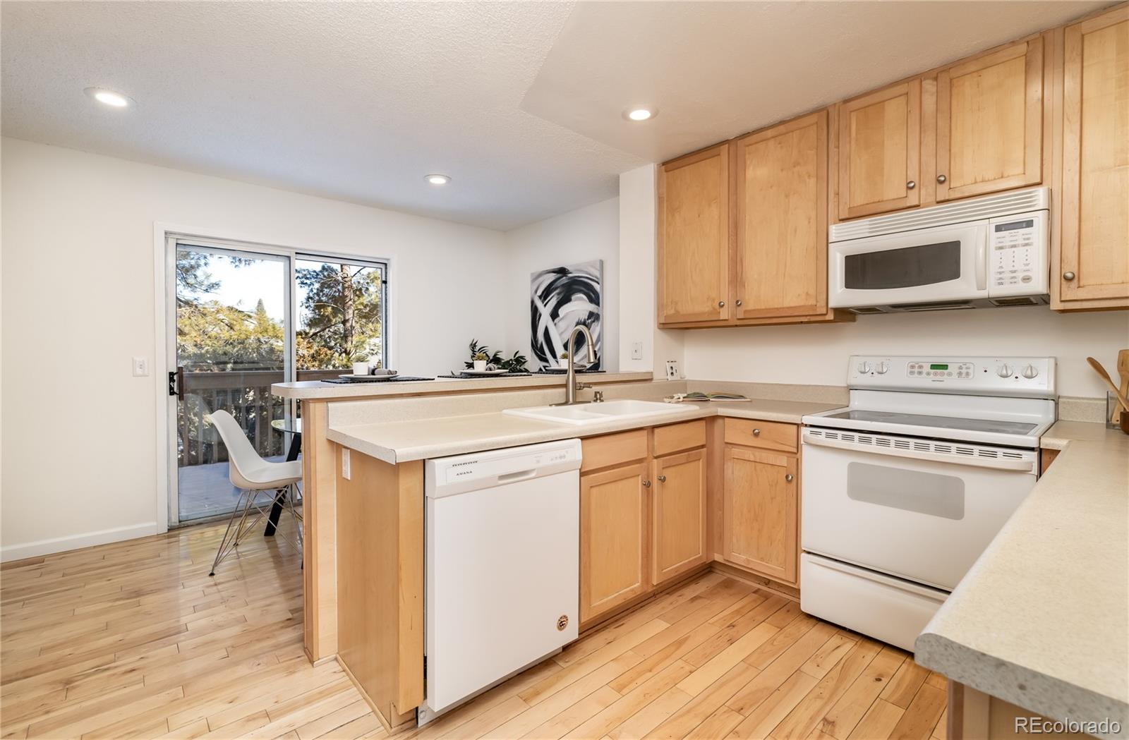 MLS Image #7 for 1699 s trenton street 27,denver, Colorado