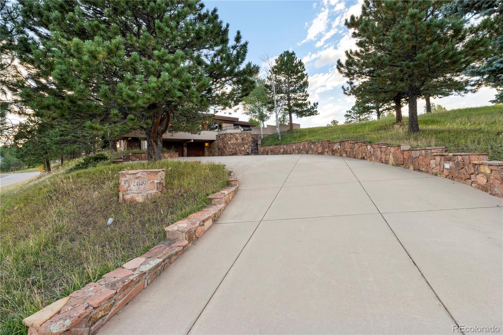 MLS Image #2 for 24149  shooting star drive,golden, Colorado