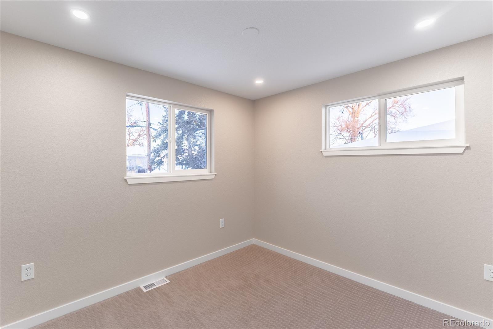 MLS Image #14 for 121  joan drive,denver, Colorado