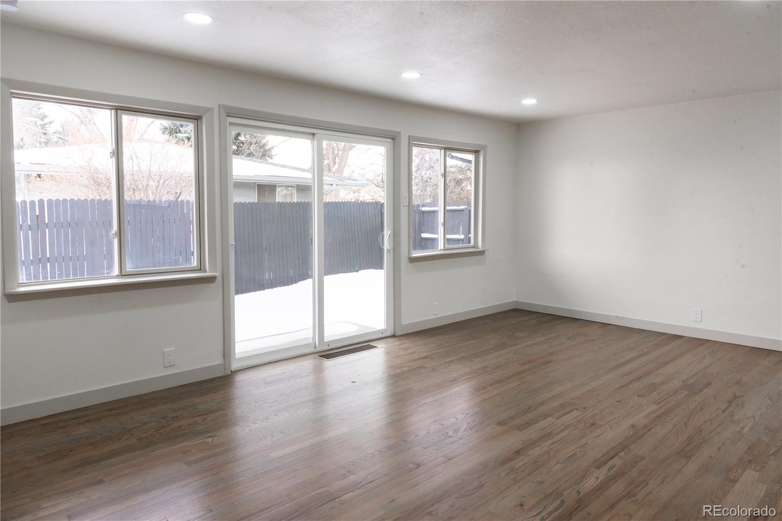 MLS Image #9 for 860 s quivas street,denver, Colorado