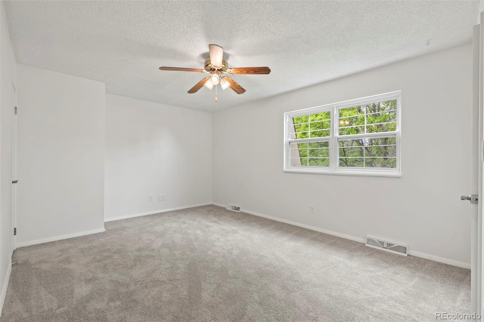 MLS Image #22 for 5547 s lowell boulevard,littleton, Colorado