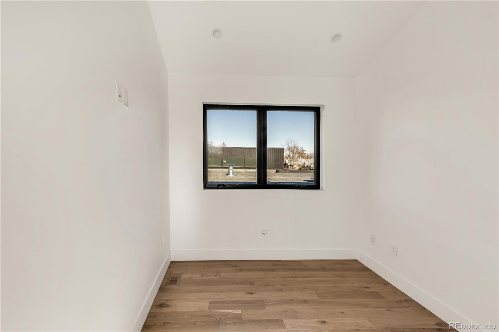 MLS Image #23 for 4721  elm court,denver, Colorado