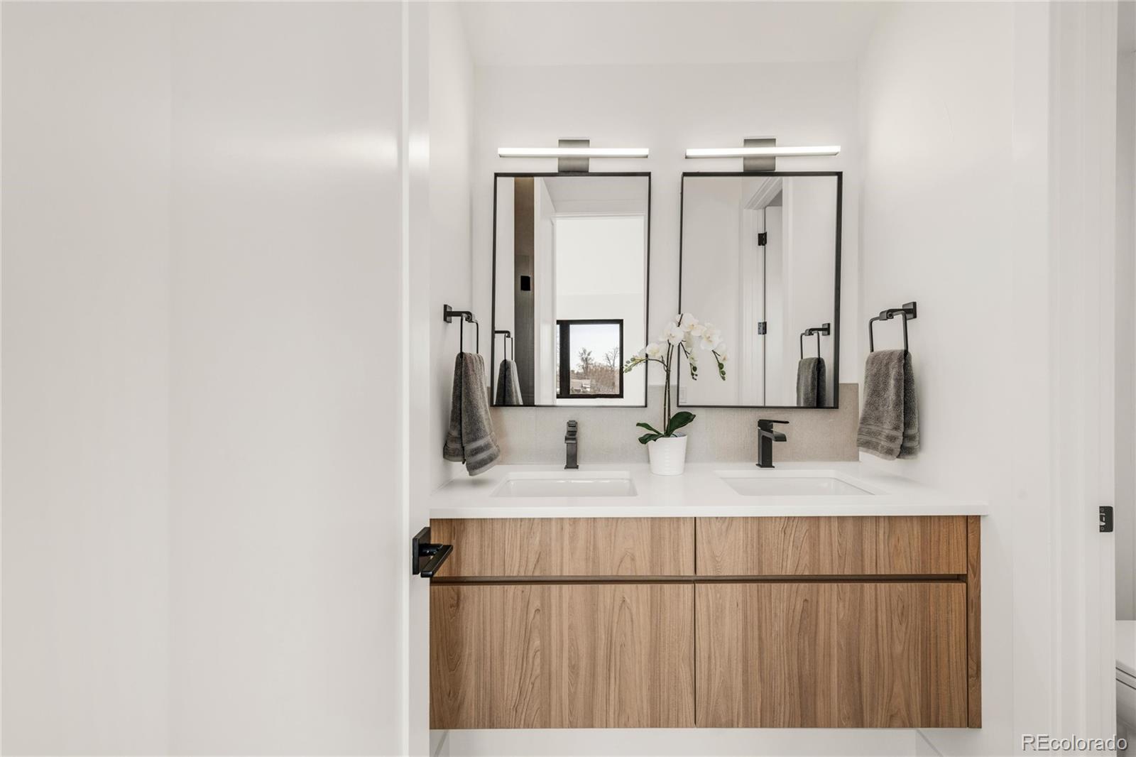 MLS Image #29 for 4721  elm court,denver, Colorado