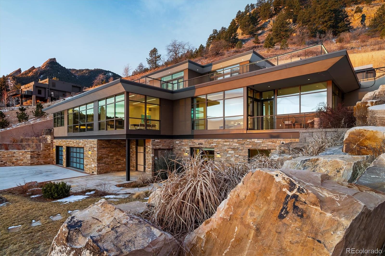 MLS Image #1 for 825  circle drive,boulder, Colorado