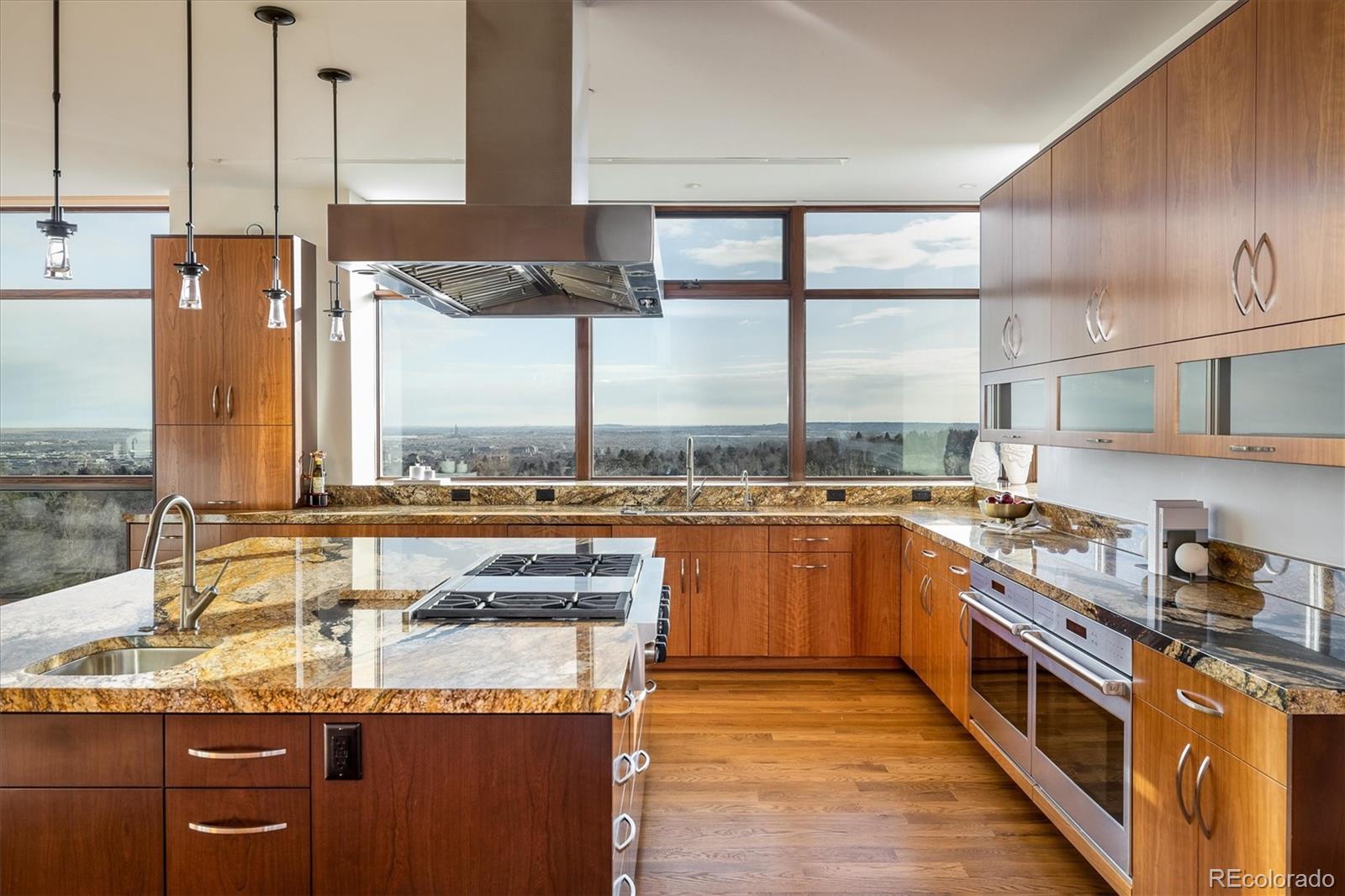 MLS Image #15 for 825  circle drive,boulder, Colorado