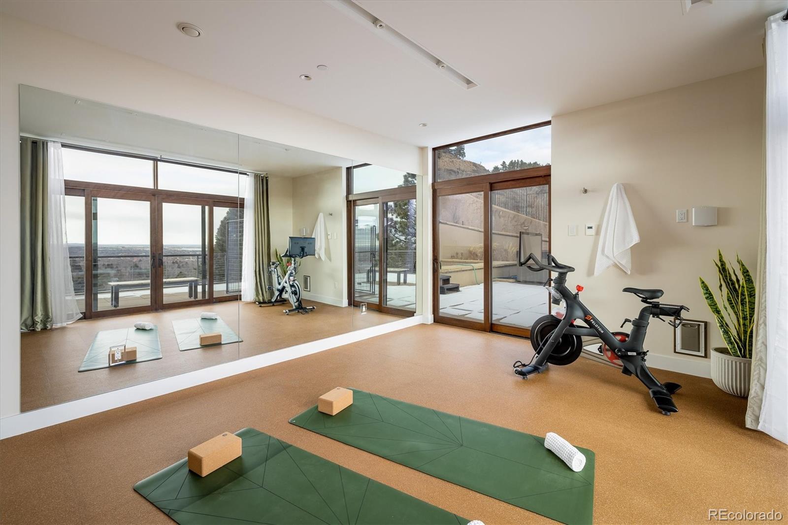 MLS Image #38 for 825  circle drive,boulder, Colorado