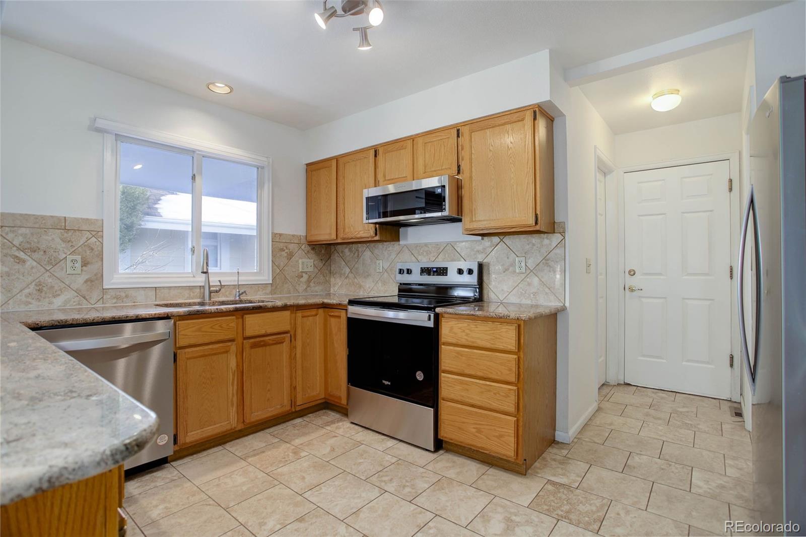 MLS Image #11 for 6055 w warren place,lakewood, Colorado