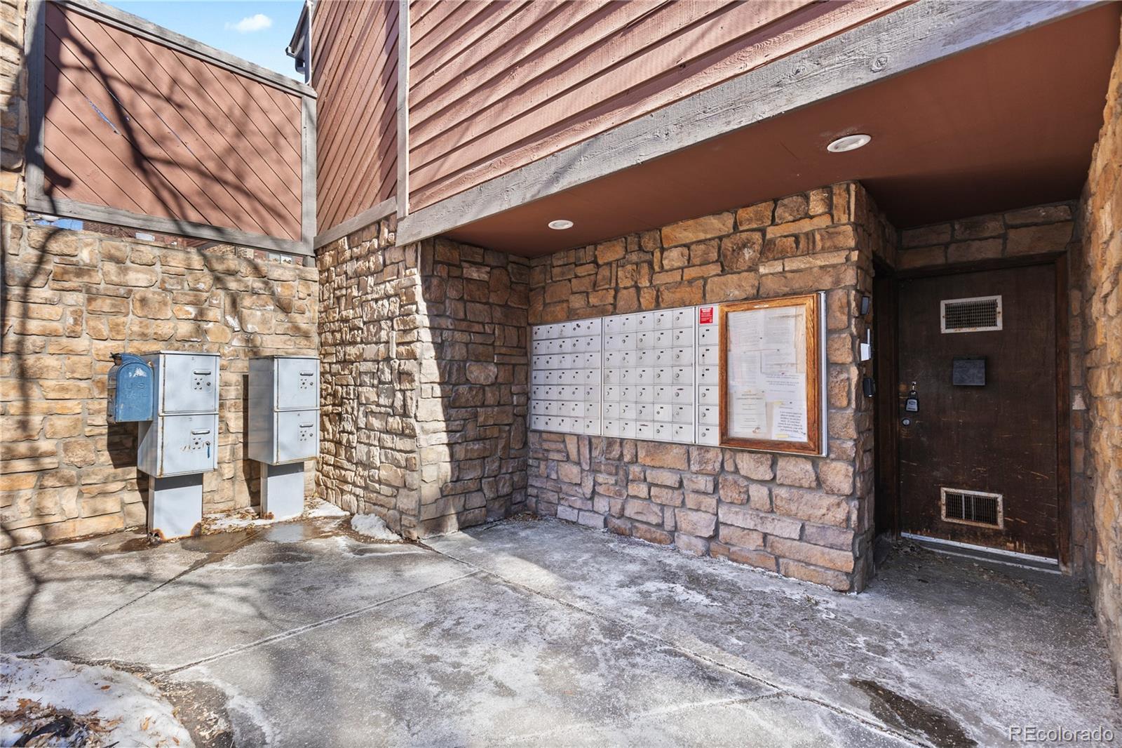 MLS Image #38 for 331 w lehow avenue 21,englewood, Colorado