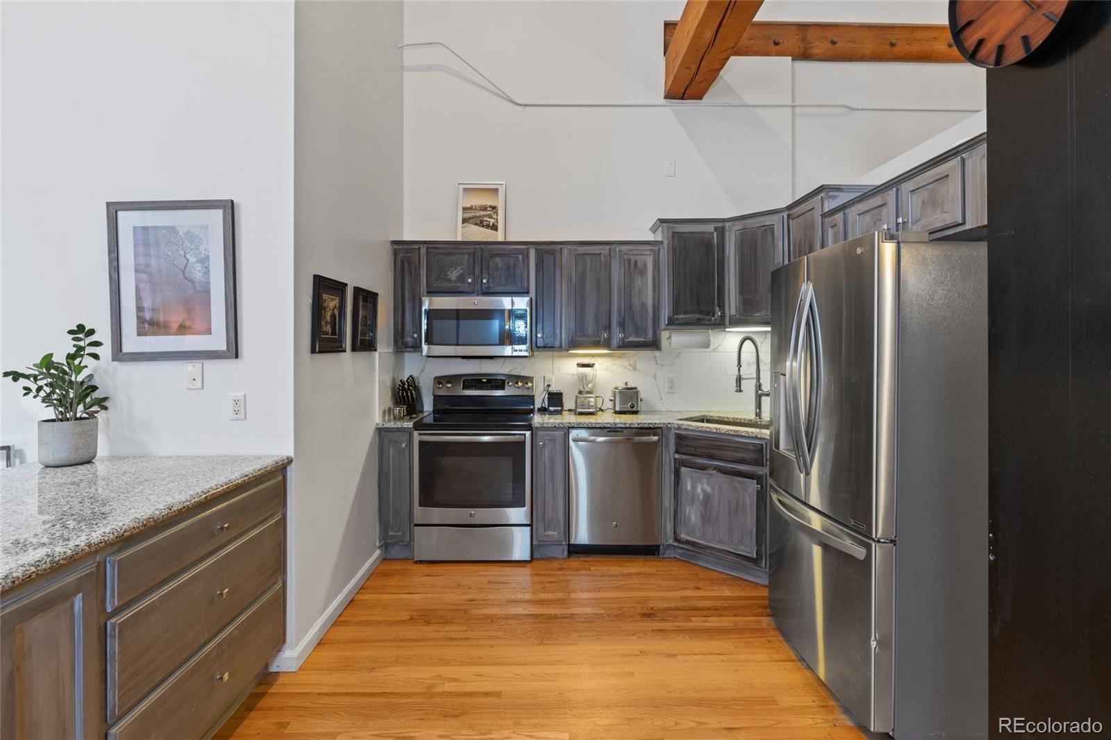 MLS Image #4 for 1555  california street 414,denver, Colorado