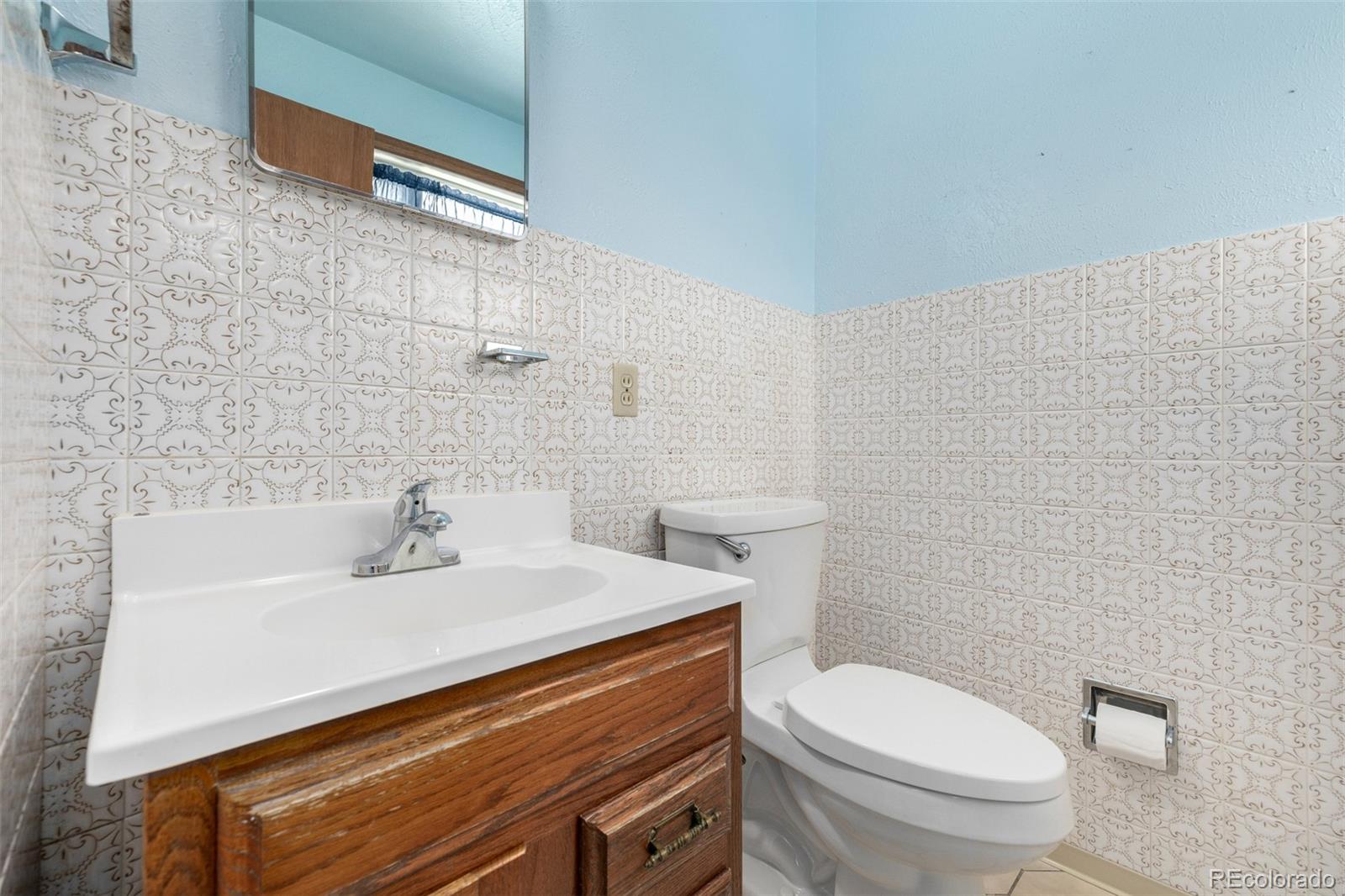 MLS Image #14 for 1661 e 86th place,denver, Colorado