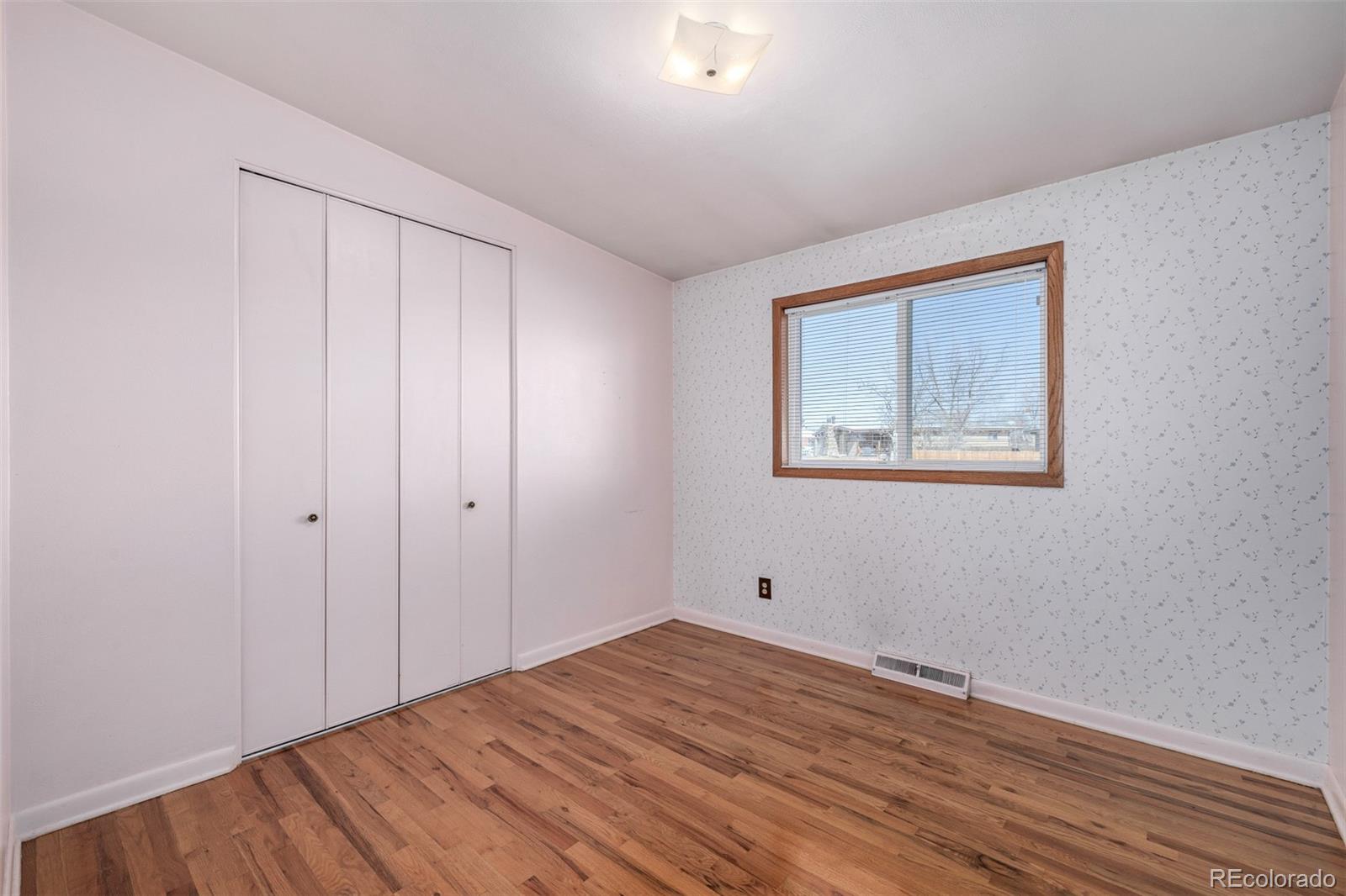 MLS Image #15 for 1661 e 86th place,denver, Colorado