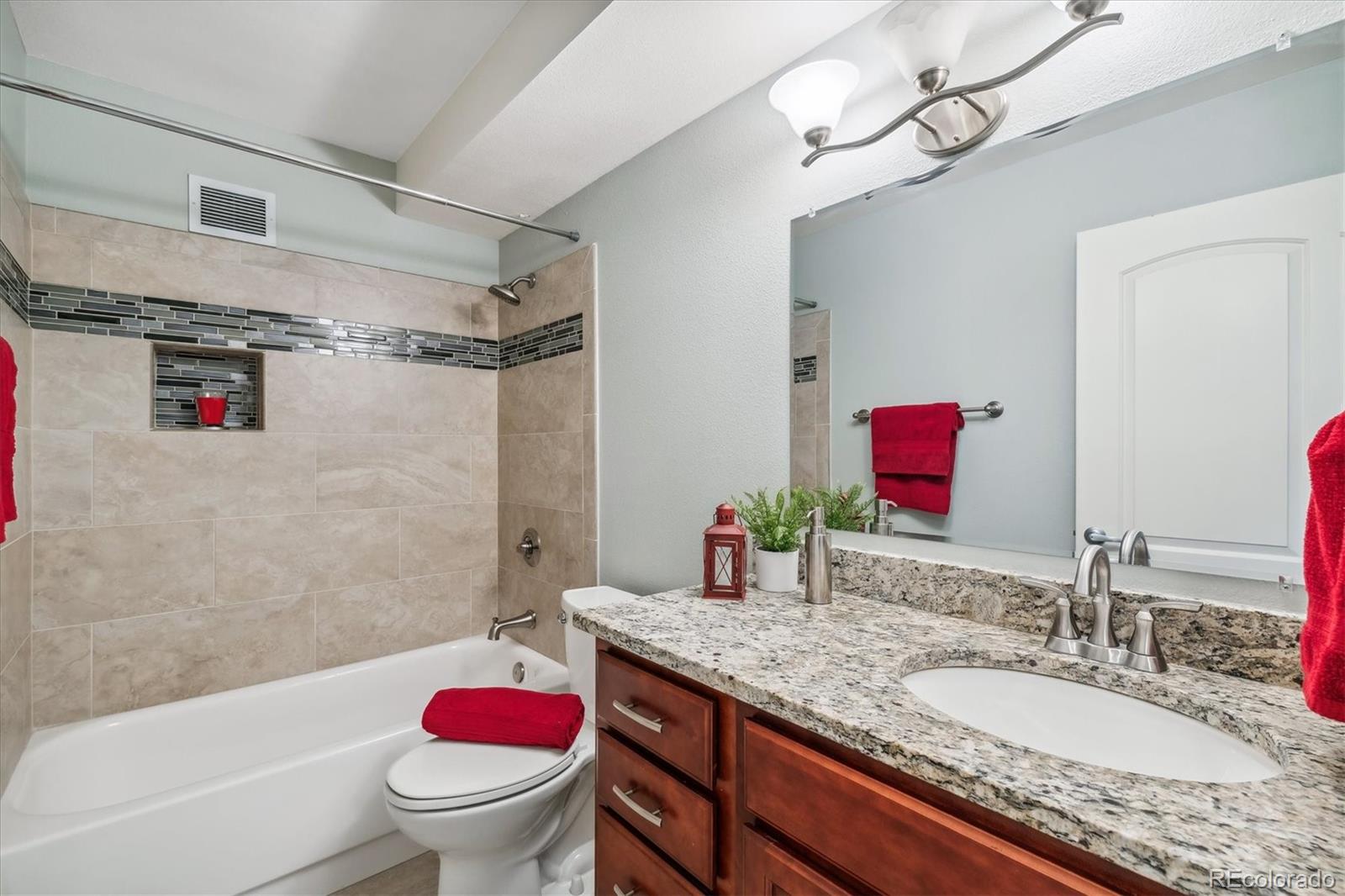 MLS Image #15 for 750 s alton way 4b,denver, Colorado