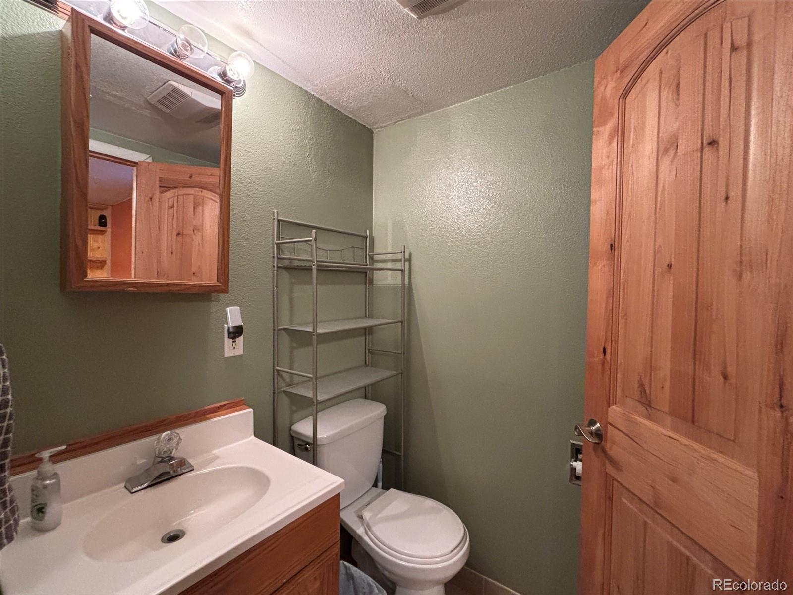 MLS Image #27 for 26212  center drive,kittredge, Colorado