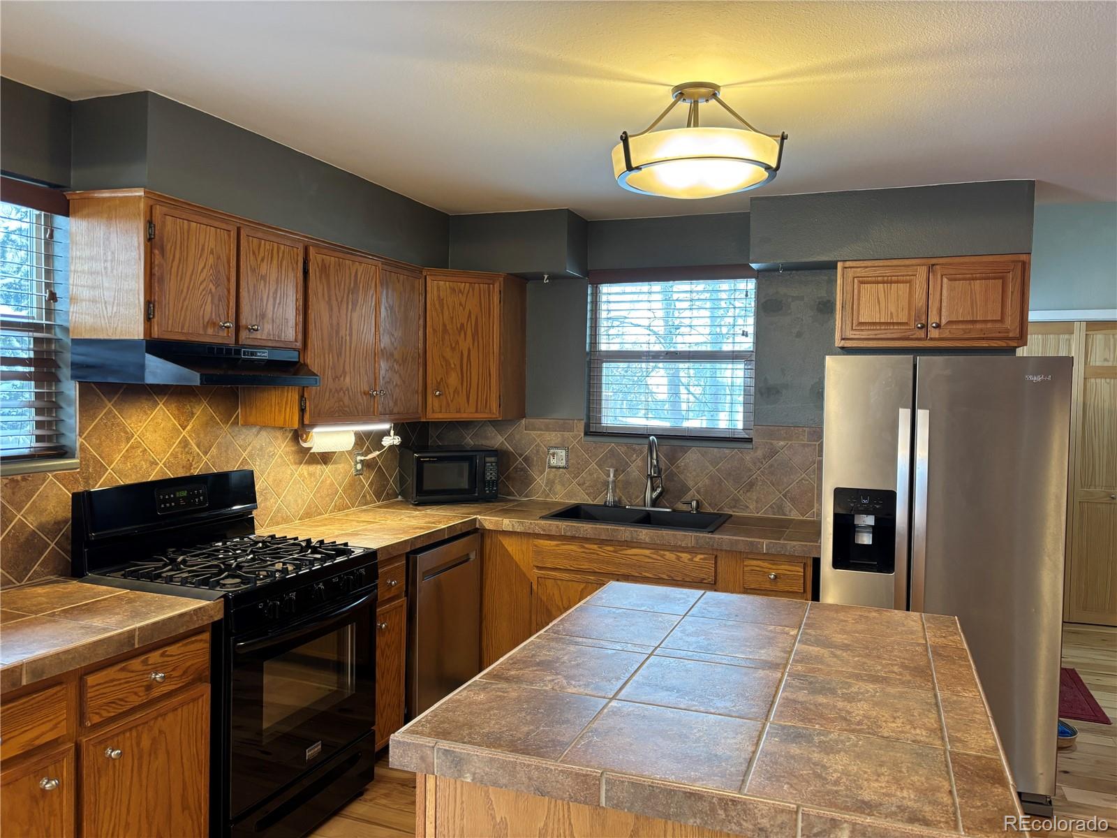 MLS Image #7 for 26212  center drive,kittredge, Colorado