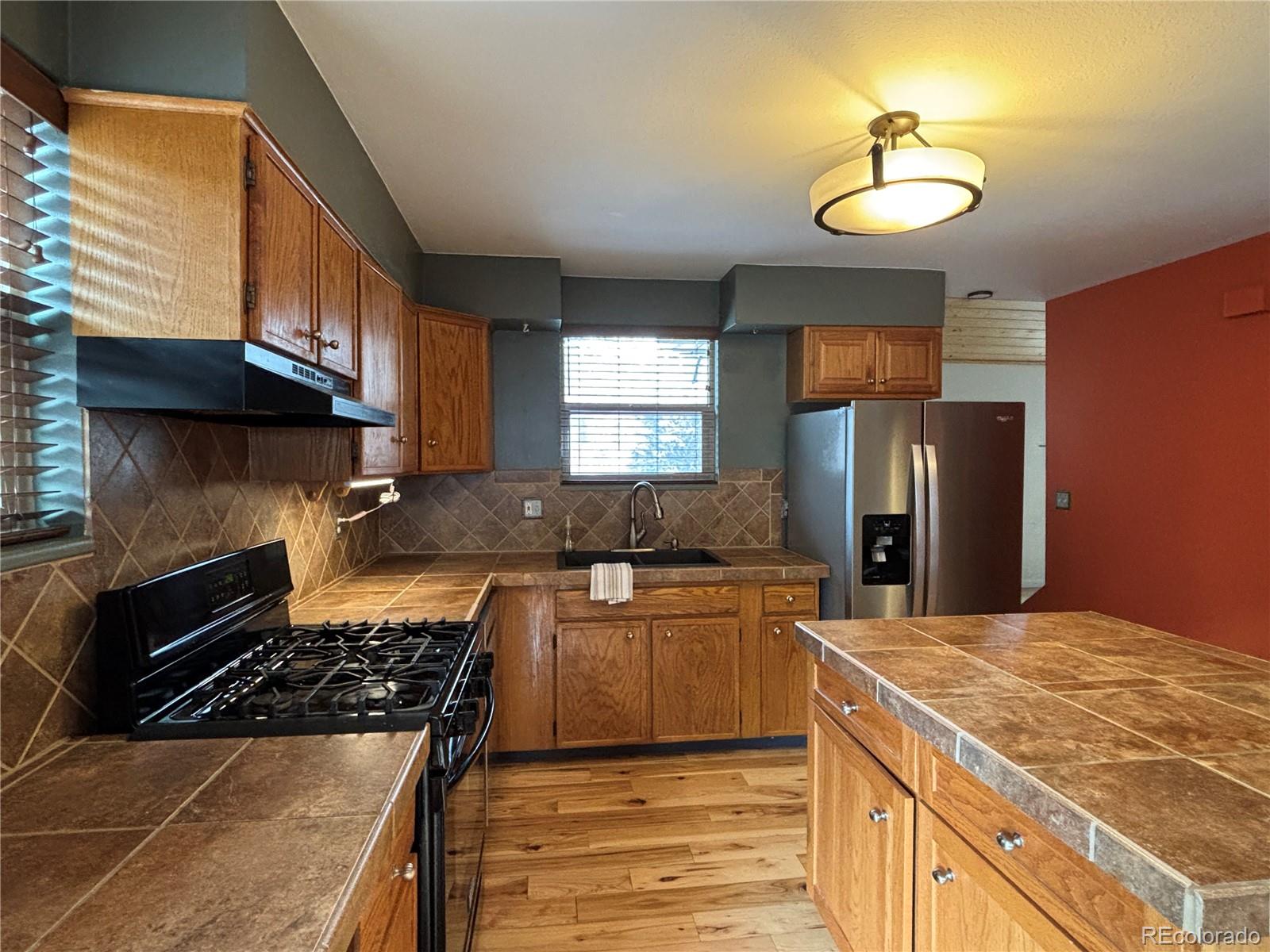 MLS Image #8 for 26212  center drive,kittredge, Colorado