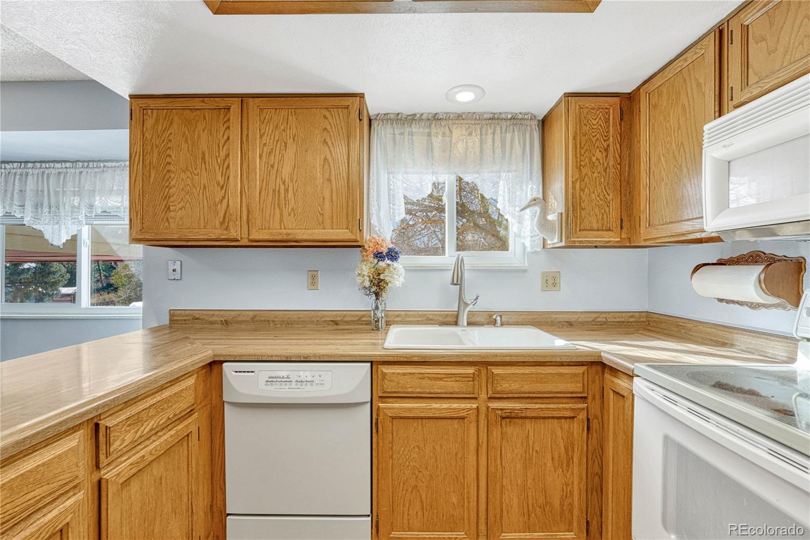 MLS Image #15 for 16920 e berry avenue,centennial, Colorado