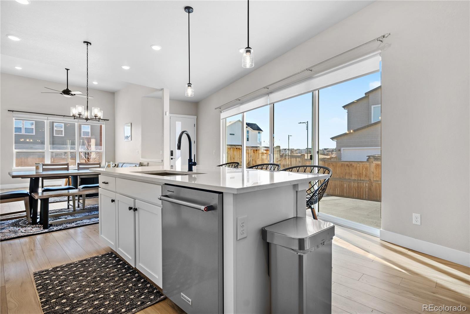 MLS Image #10 for 9651 e 61st place,denver, Colorado