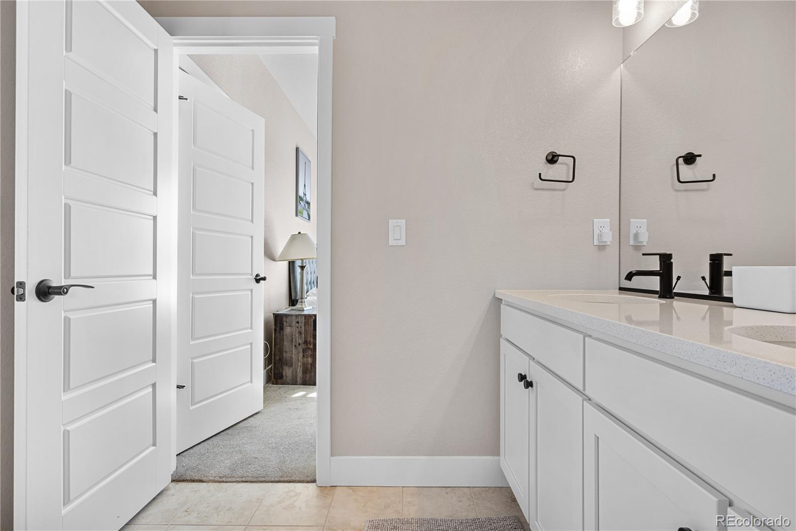 MLS Image #25 for 9651 e 61st place,denver, Colorado