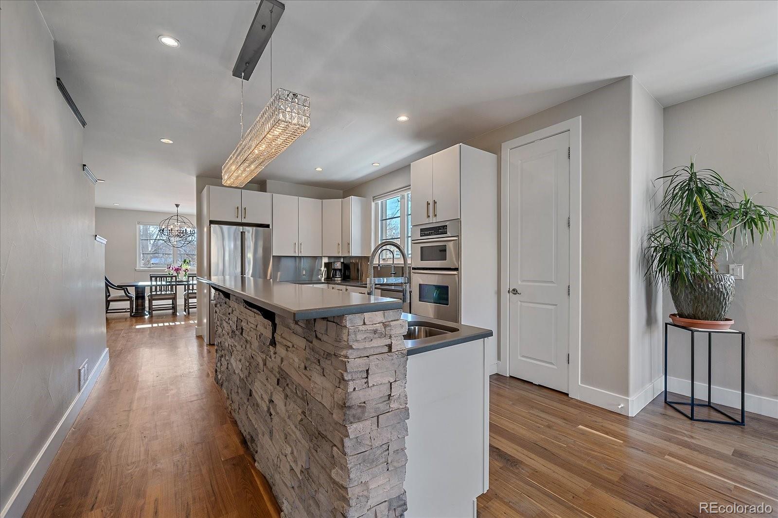 MLS Image #11 for 3323 w hayward place,denver, Colorado