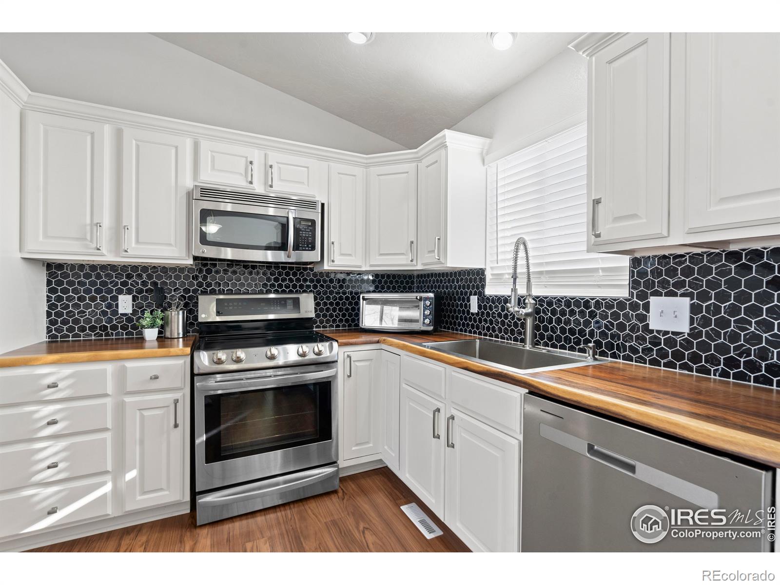 MLS Image #9 for 4328 w a street,greeley, Colorado