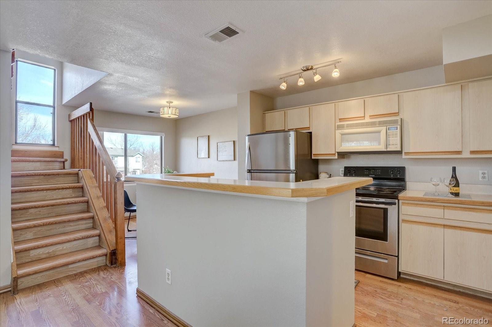 MLS Image #3 for 5690 w 80th place,arvada, Colorado