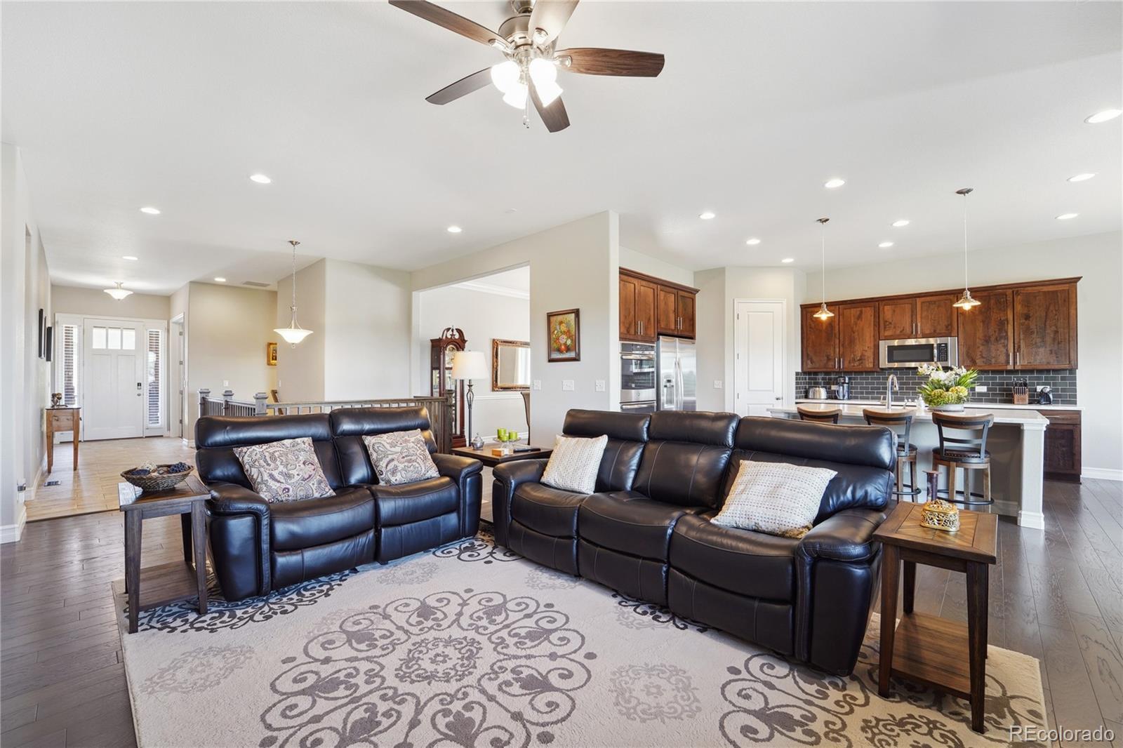 MLS Image #2 for 26642 e peakview place,aurora, Colorado