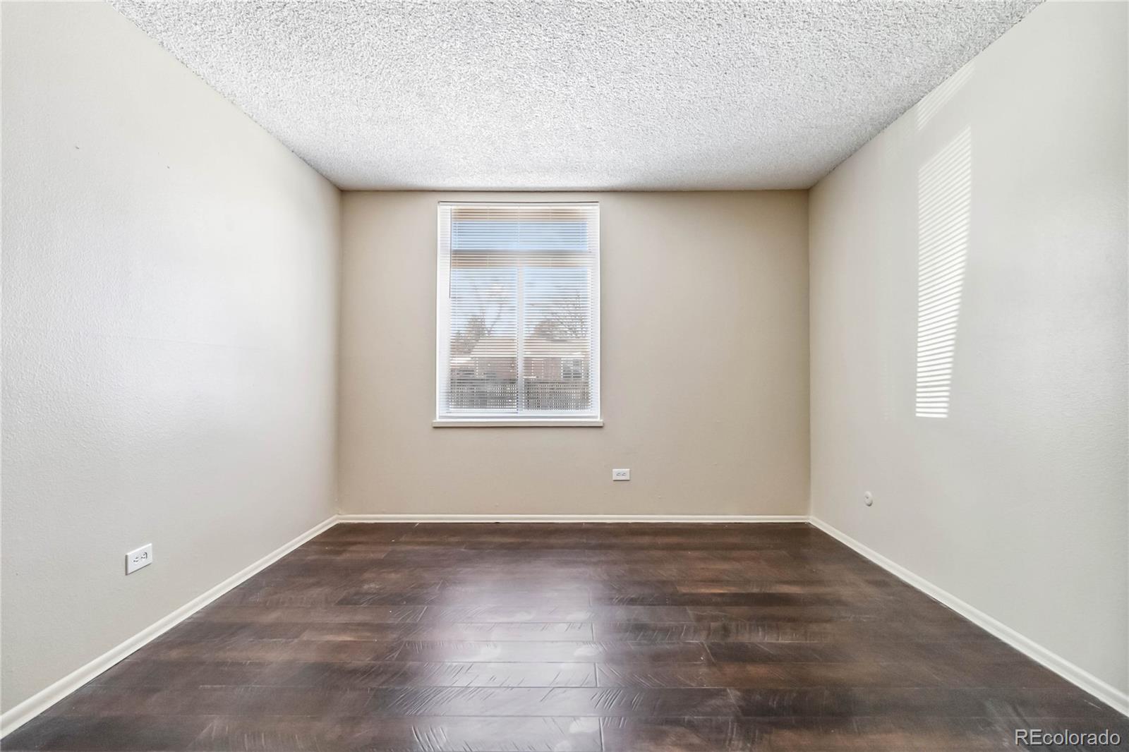 MLS Image #16 for 3339 s monaco parkway a,denver, Colorado