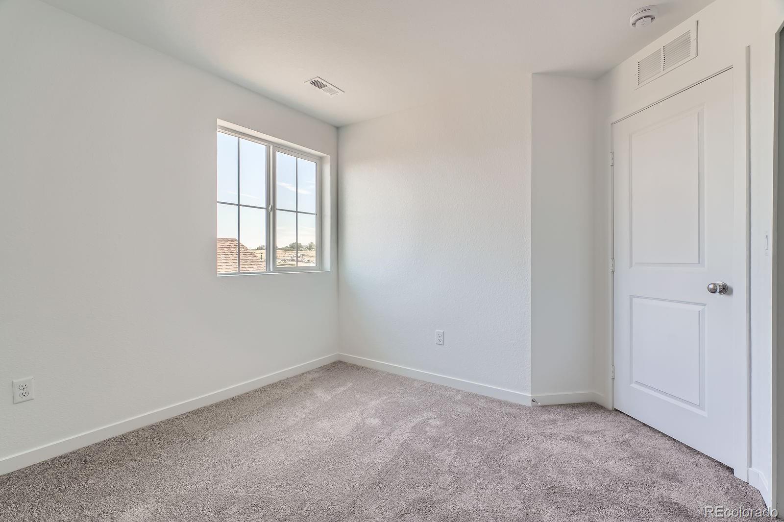 MLS Image #8 for 15238  detroit street,thornton, Colorado