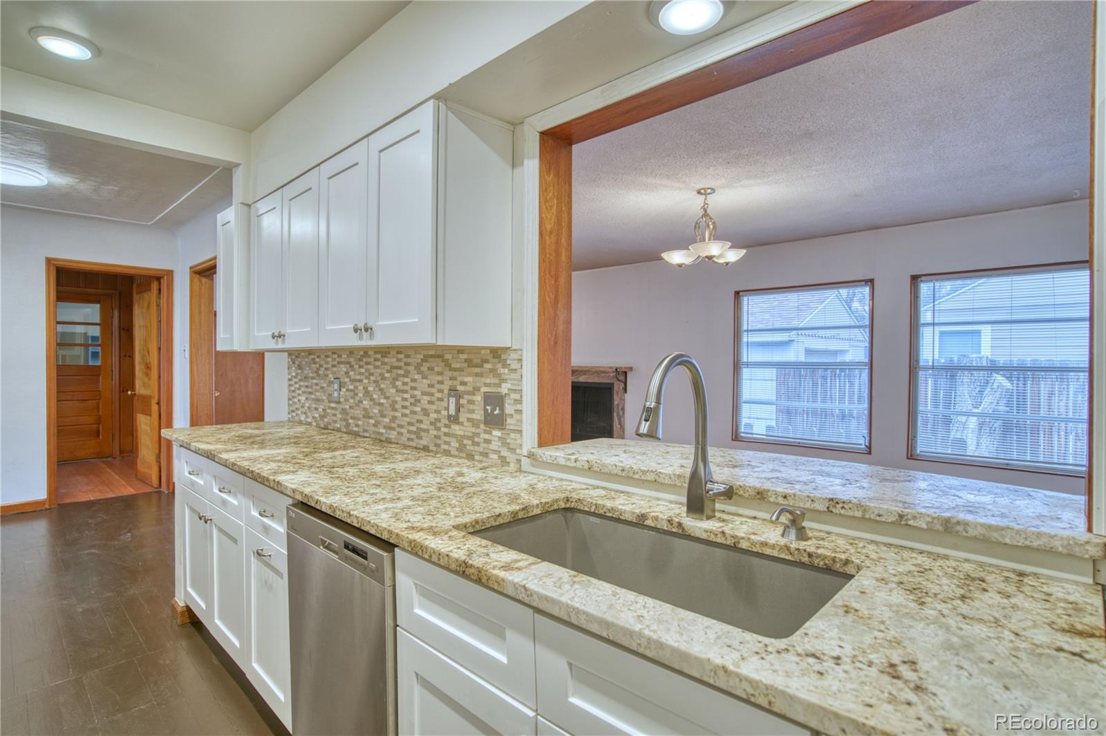 MLS Image #14 for 202  9th avenue,longmont, Colorado