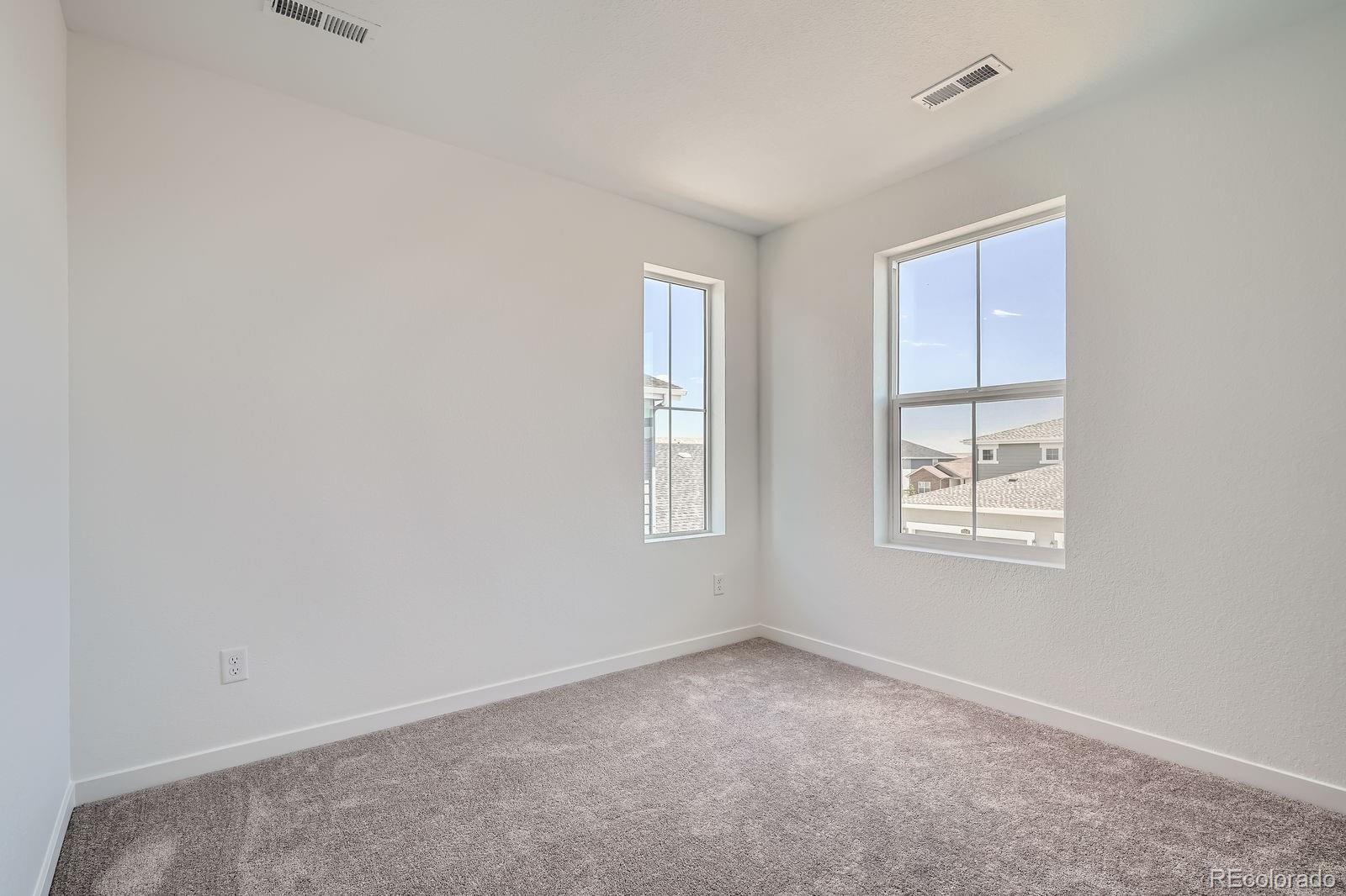 MLS Image #8 for 15242  detroit street,thornton, Colorado