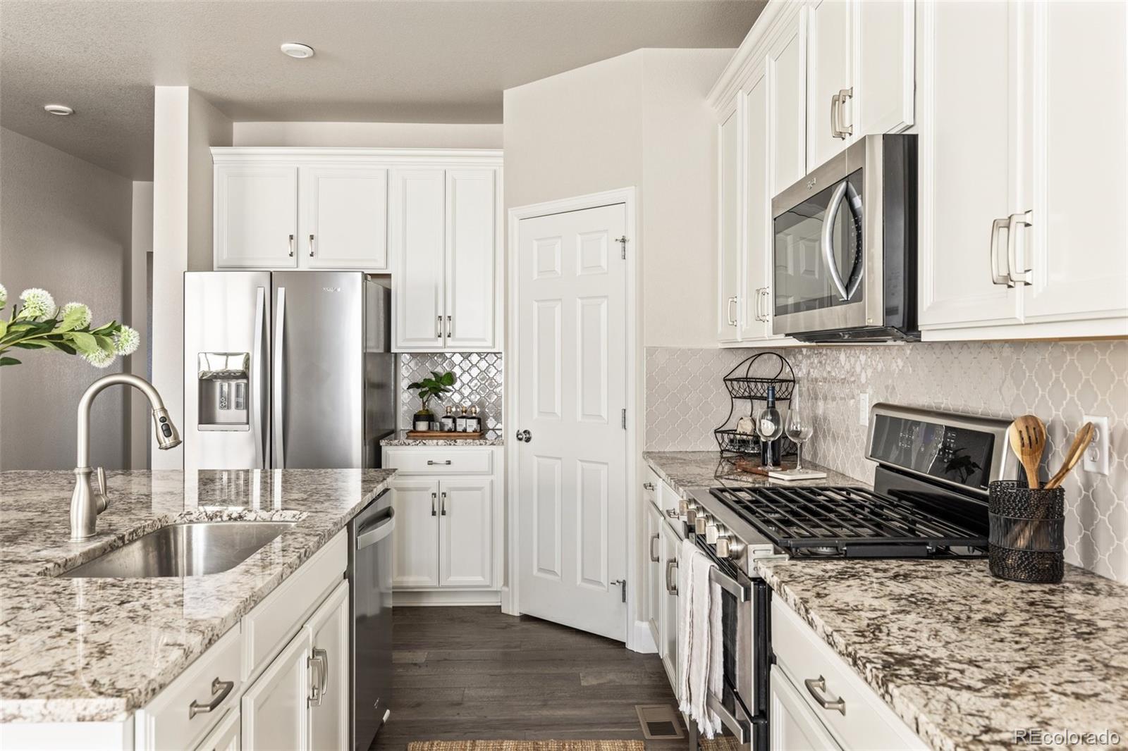 MLS Image #16 for 15792 e otero circle,centennial, Colorado