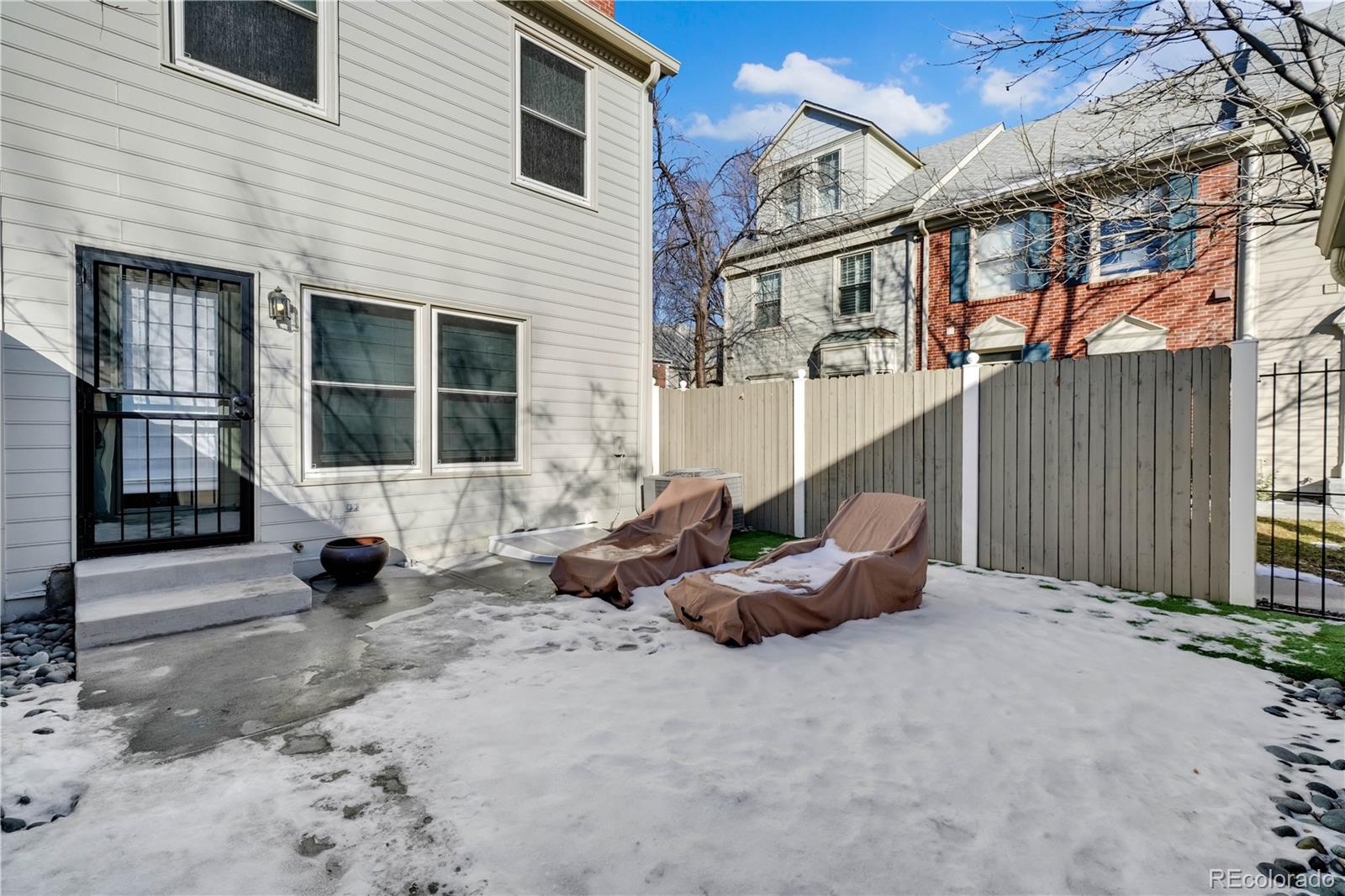 MLS Image #23 for 916  ivanhoe street,denver, Colorado