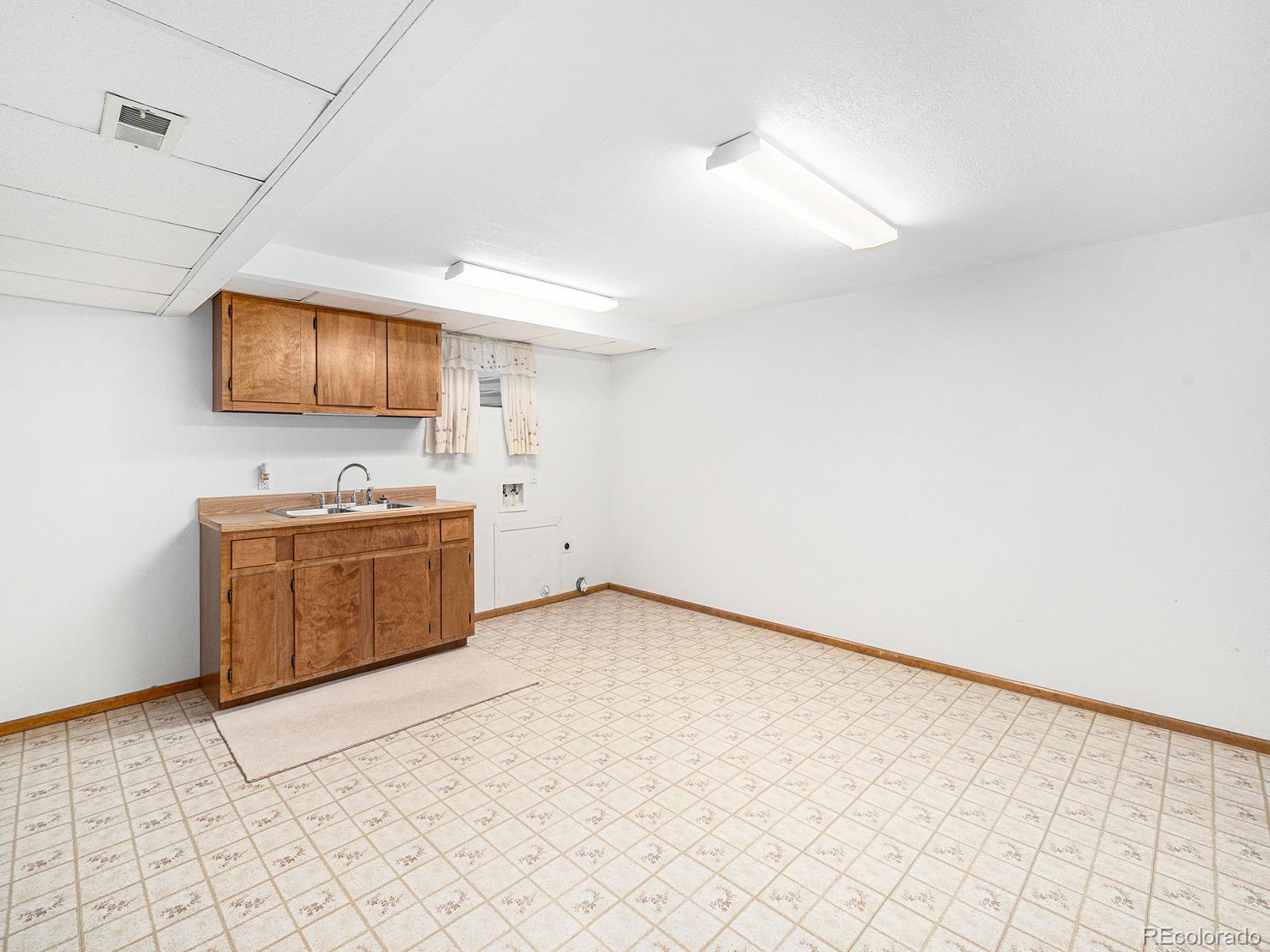 MLS Image #16 for 245  cedar street,hudson, Colorado