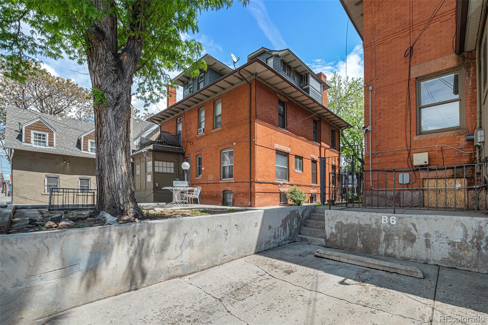 MLS Image #18 for 1415 n franklin street 6,denver, Colorado