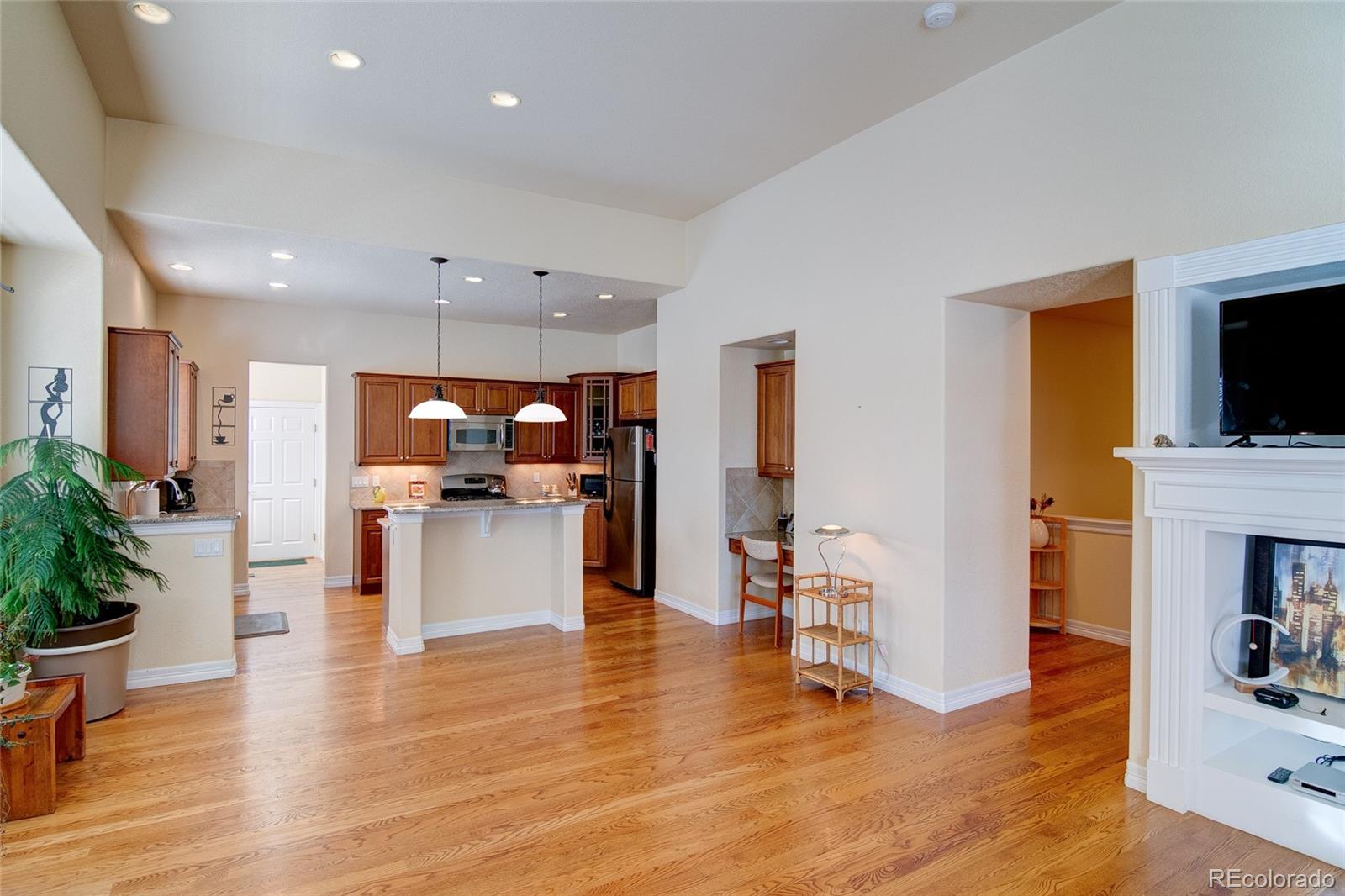 MLS Image #11 for 8588 w quarles place,littleton, Colorado