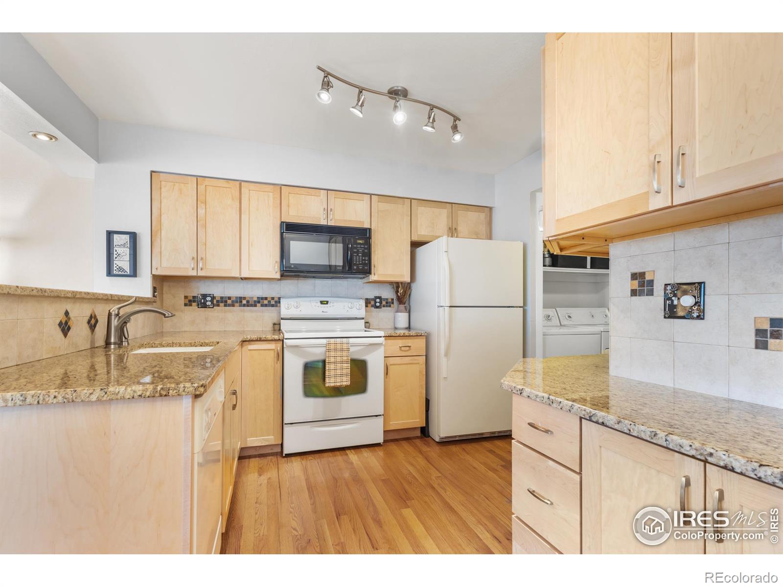 MLS Image #8 for 5908  gunbarrel avenue,boulder, Colorado