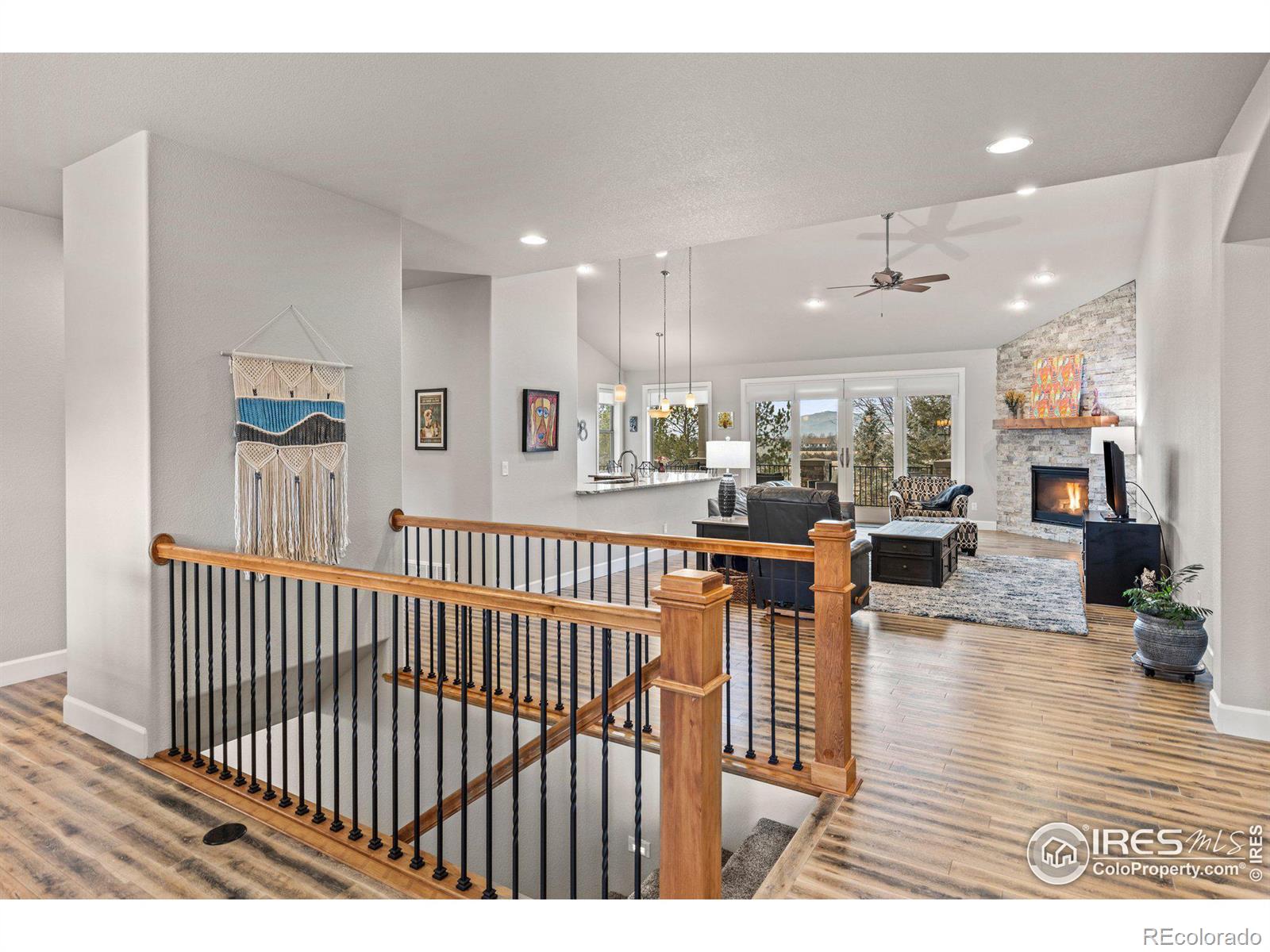 MLS Image #4 for 927  signal court,timnath, Colorado