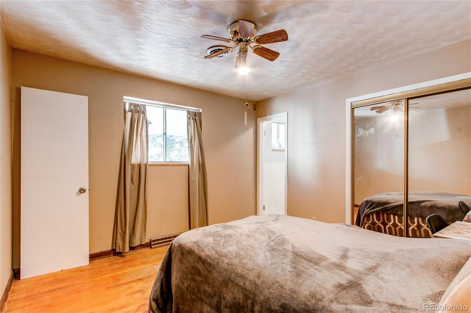 MLS Image #11 for 4350 s delaware street,englewood, Colorado