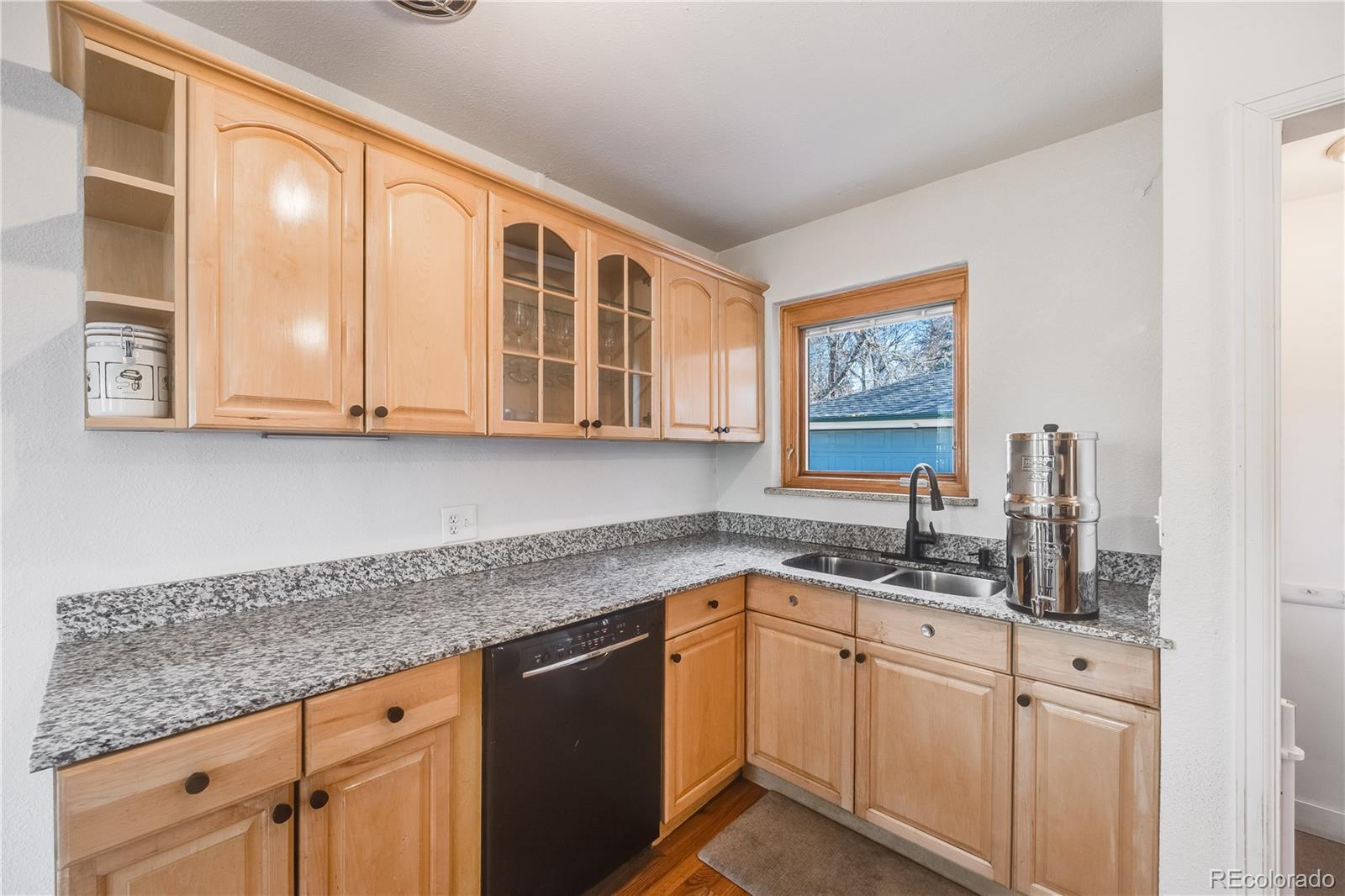 MLS Image #16 for 4850 e dartmouth avenue,denver, Colorado