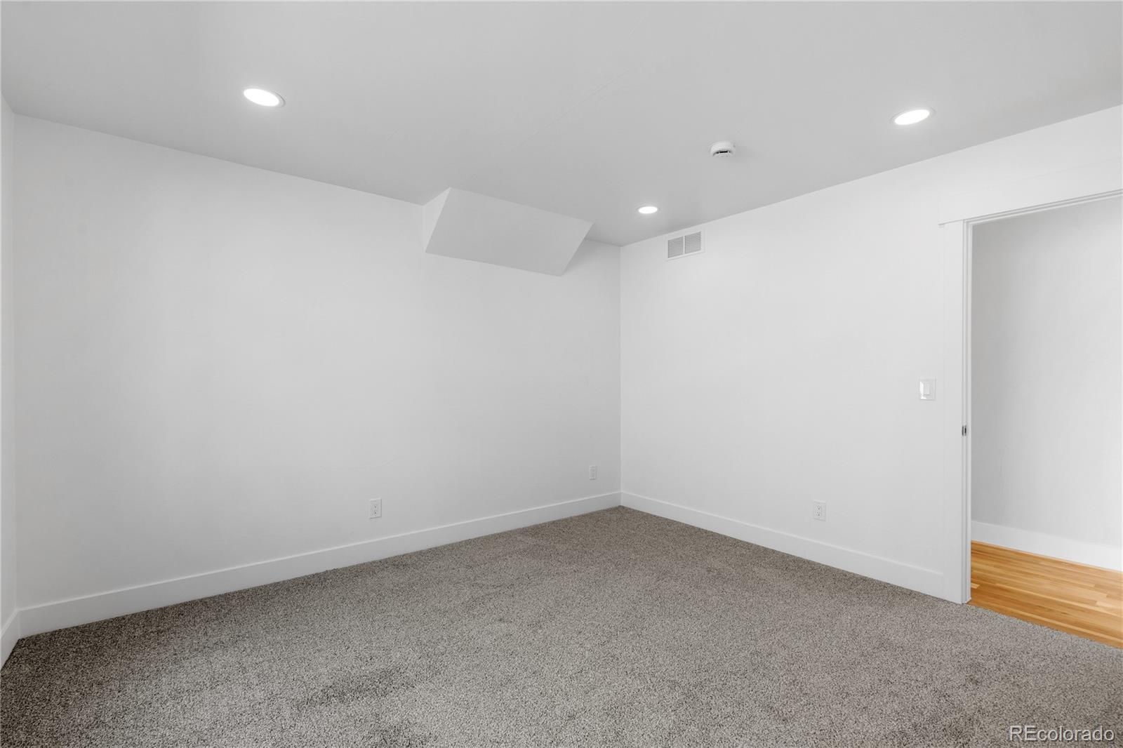 MLS Image #35 for 3725 n franklin street,denver, Colorado